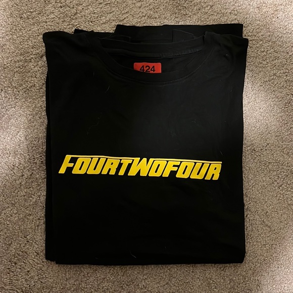 424 Raised Graphic T Shirt Size XL - Picture 1 of 3